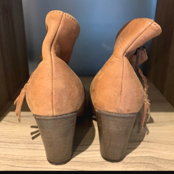 Genuine Leather Steve Madden bootie - Picture 6 of 7